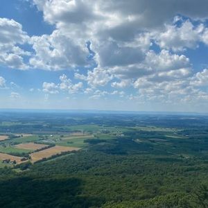 Meet your Posher, Cesar